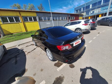2012 Toyota Corolla X (E140, E150) Рестайлинг, чёрный, 950000 рублей, вид 3