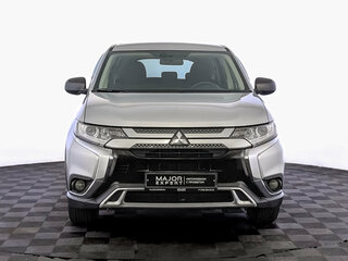 2019 Mitsubishi Outlander III Рестайлинг 3, серебристый, 2050000 рублей, вид 2