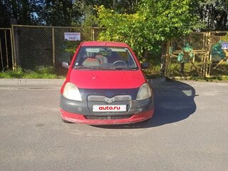 2000 Toyota Yaris I, красный, 200000 рублей, вид 1