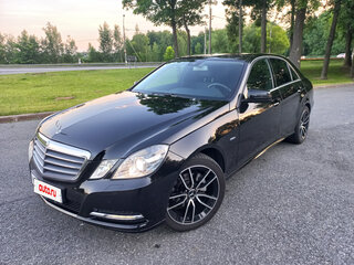 2012 Mercedes-Benz E-Класс 200 7G-Tronic IV (W212, S212, C207), чёрный, 1950000 рублей, вид 1