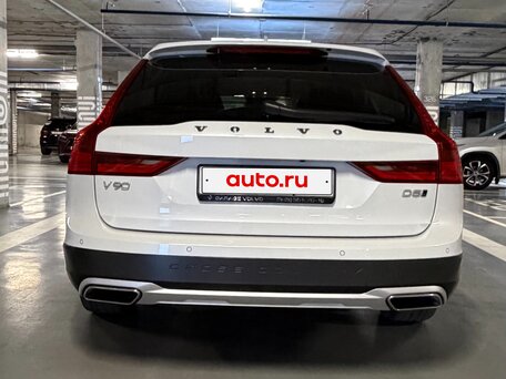 2019 Volvo V90 Cross Country I, белый, 4370000 рублей, вид 5