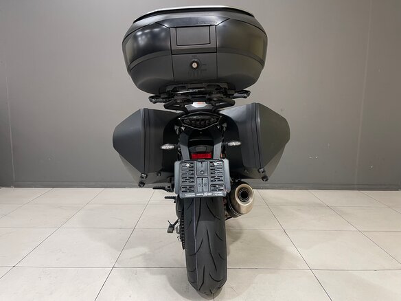 2017 KTM 1290 Super Duke GT, чёрный, 990000 рублей - вид 3