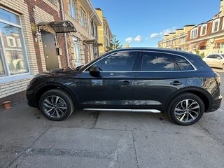 2021 Audi Q5 45 TFSI II (FY) Рестайлинг, серый, 4490000 рублей, вид 3