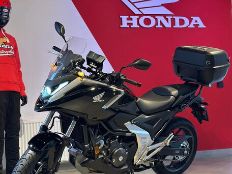 2025 Honda NC 750X, чёрный, 1407000 рублей, вид 2