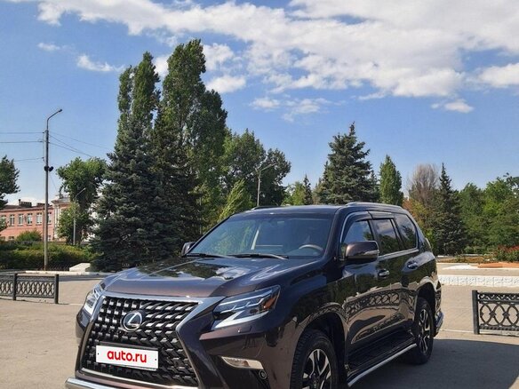 2020 Lexus GX 460 II Рестайлинг 2, коричневый, 7300000 рублей - вид 2