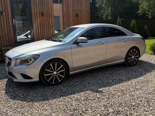 2013 Mercedes-Benz CLA 200 I (C117, X117), серебристый, 1700000 рублей, вид 3