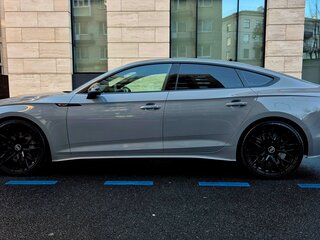 2021 Audi A5 Sportback 45 TFSI II (F5) Рестайлинг, серый, 4000000 рублей, вид 5
