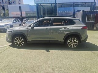 2022 Toyota Corolla Cross I, зелёный, 1990000 рублей, вид 3