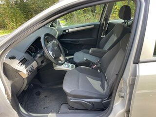 2008 Opel Astra H Рестайлинг, серебристый, 520000 рублей, вид 4