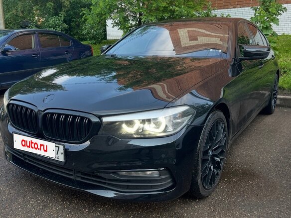 2017 BMW 5 серии 520d VII (G30/G31/G38), чёрный, 2400000 рублей - вид 1
