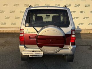 2008 Mitsubishi Pajero Mini II, серый, 680000 рублей, вид 5