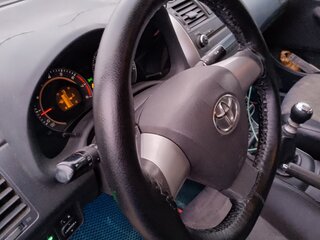 2010 Toyota Corolla X (E140, E150) Рестайлинг, чёрный, 830000 рублей, вид 5