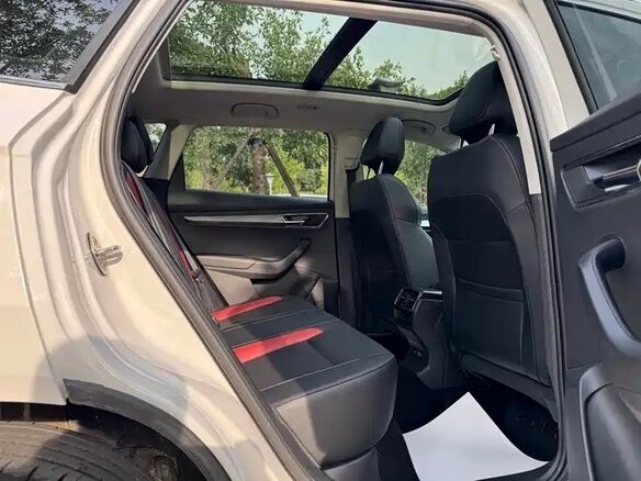 2023 Skoda Karoq DSG7 I, белый, 2370000 рублей - вид 21