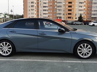 2021 Hyundai Elantra VII (CN7), серый, 2000000 рублей, вид 4
