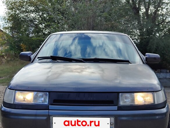 2000 Lada (ВАЗ) 2110, серебристый