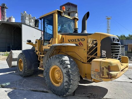 2010 Volvo L90, 7450000 рублей, вид 3