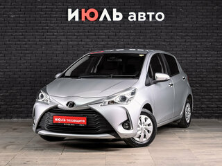 2019 Toyota Vitz III (XP130) Рестайлинг, серебристый, 1070000 рублей, вид 1