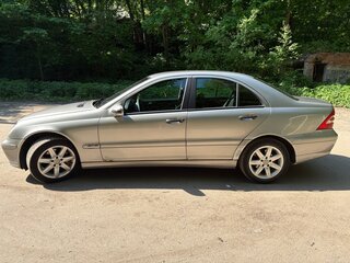2004 Mercedes-Benz C-Класс 180 II (W203), серый, 500000 рублей, вид 4