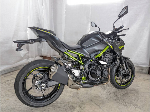 2021 Kawasaki Z 900, чёрный - вид 5