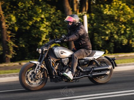 2024 QJMotor SRV 600 V, серебристый, 410000 рублей, вид 3