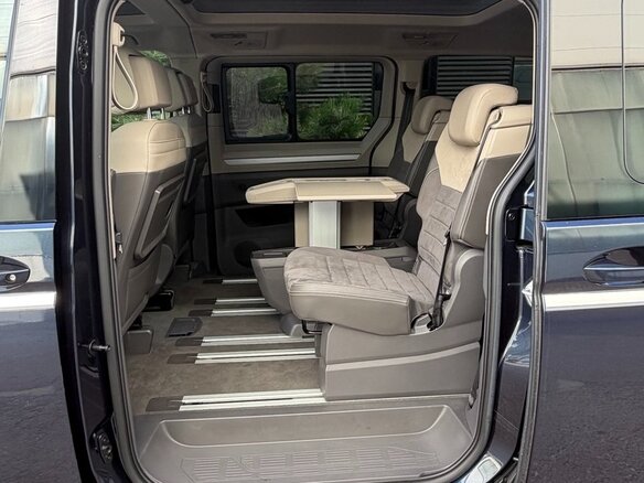 2023 Volkswagen Multivan T7, синий, 6200000 рублей - вид 16