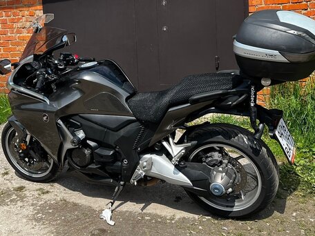 2013 Honda VFR 1200, серый, 780000 рублей, вид 1