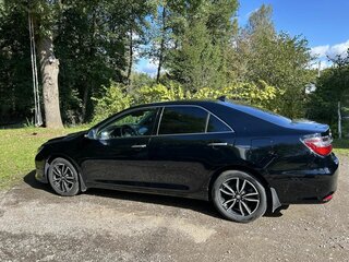2017 Toyota Camry VII (XV50) Рестайлинг, чёрный, 2700000 рублей, вид 5