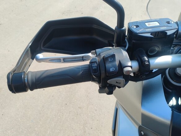 2018 Honda X-ADV, серебристый, 999000 рублей - вид 8