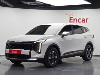 2025 Kia Sportage V Рестайлинг, белый, 4100000 рублей, вид 1