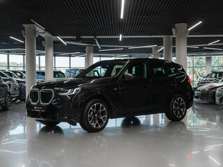 2025 BMW X3 20i xDrive IV (G45/G48), чёрный, 7330000 рублей, вид 1