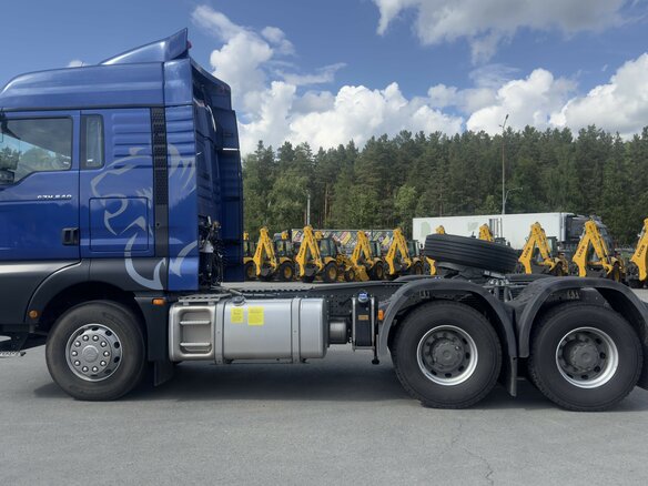 2024 Sinotruk Sitrak C7H, синий - вид 6