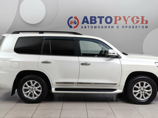 2015 Toyota Land Cruiser 200 Series Рестайлинг 2, белый, 4290000 рублей, вид 5