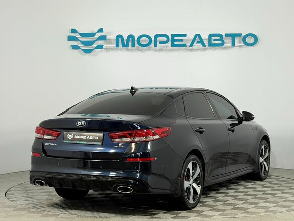 2018 Kia Optima IV Рестайлинг, синий, 1789000 рублей - вид 4