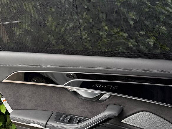 2020 Audi A8 55 TFSI IV (D5), белый, 6100000 рублей - вид 18