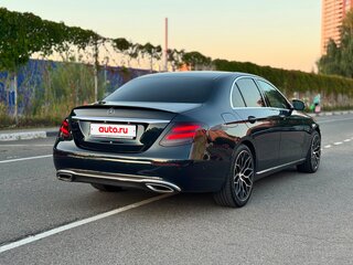 2016 Mercedes-Benz E-Класс 200 V (W213, S213, C238), зелёный, 2350000 рублей, вид 5