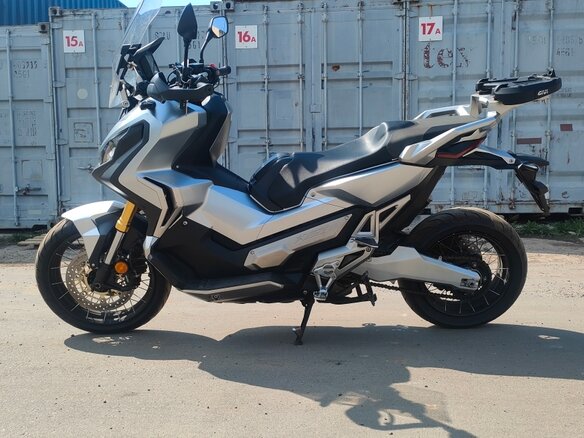 2018 Honda X-ADV, серебристый, 999000 рублей - вид 4