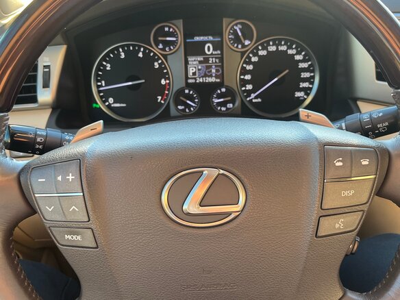 2014 Lexus LX 570 III Рестайлинг, чёрный, 5390000 рублей - вид 9