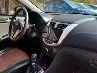 2011 Hyundai Solaris I, красный, 600000 рублей, вид 5