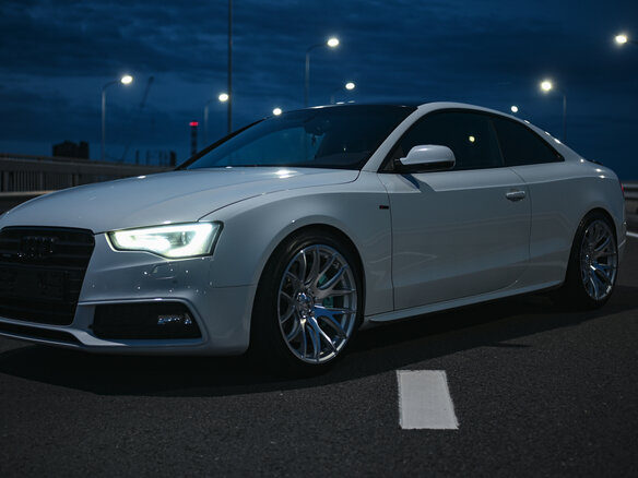 2013 Audi A5 I (8T) Рестайлинг, белый, 1899999 рублей