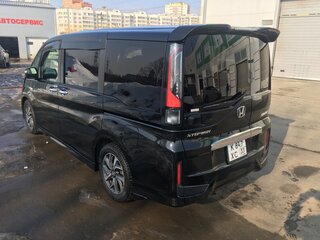 2017 Honda Stepwgn Spada V Рестайлинг, чёрный, 2100000 рублей, вид 2