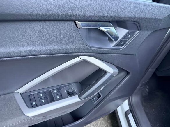 2022 Audi Q3 35 TFSI II (F3), белый, 1885000 рублей - вид 21