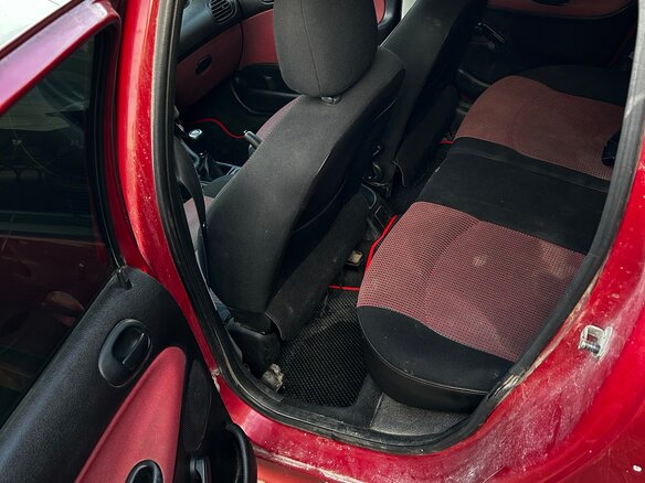2004 Peugeot 206, красный, 120000 рублей - вид 10