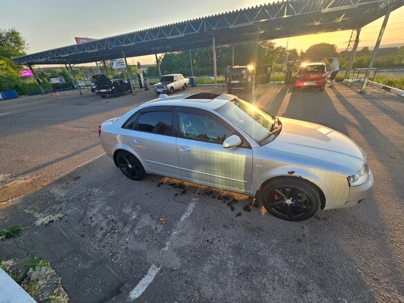 2004 Audi A4 II (B6), серебристый, 560000 рублей - вид 3