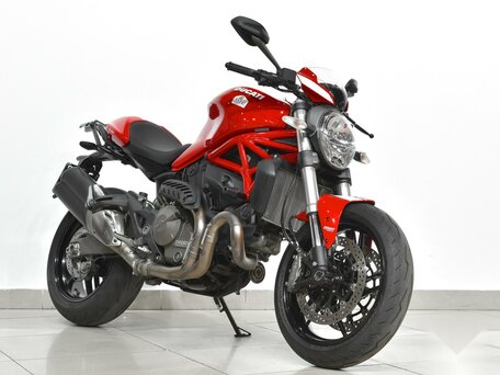 2015 Ducati Monster 821, красный, 559000 рублей, вид 1
