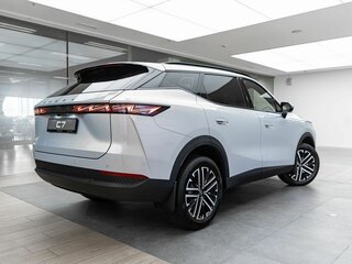 2026 Omoda C7, серебристый, 3499000 рублей, вид 3