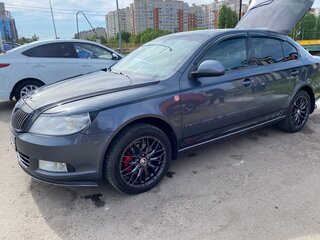2010 Skoda Octavia DSG7 II (A5) Рестайлинг, серый, 1190000 рублей, вид 1