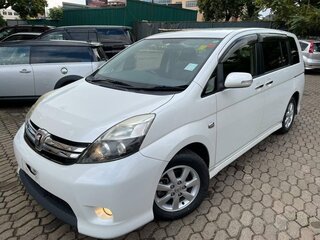2014 Toyota ISis I Рестайлинг, белый, 1230000 рублей, вид 1