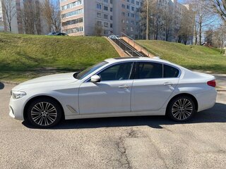 2018 BMW 5 серии 530i xDrive VII (G30/G31/G38), белый, 2617278 рублей, вид 4