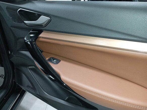 2026 Lada (ВАЗ) Vesta SW Cross I Рестайлинг (NG), коричневый - вид 13