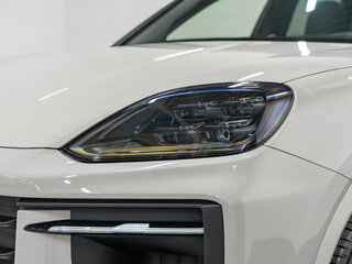2026 Porsche Cayenne III Рестайлинг, серый, 17890000 рублей, вид 2